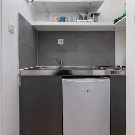 Cozy Studio Centre Apartment